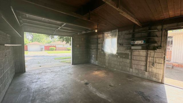 15043 Meadow Lane, Dolton, IL 60419