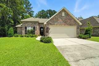 19 W Augusta Ct., Hattiesburg, MS 39402