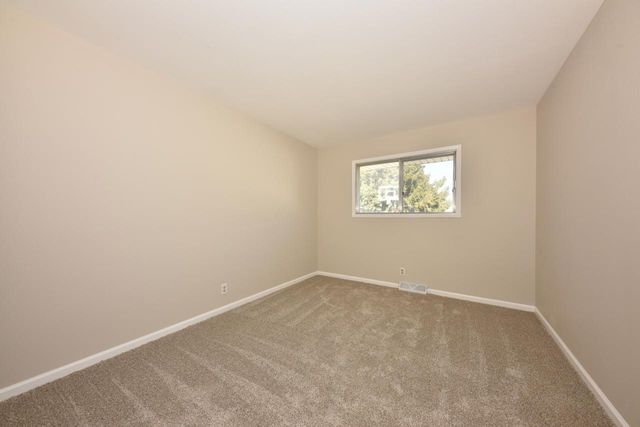 8271 N 106th STREET, Milwaukee, WI 53224