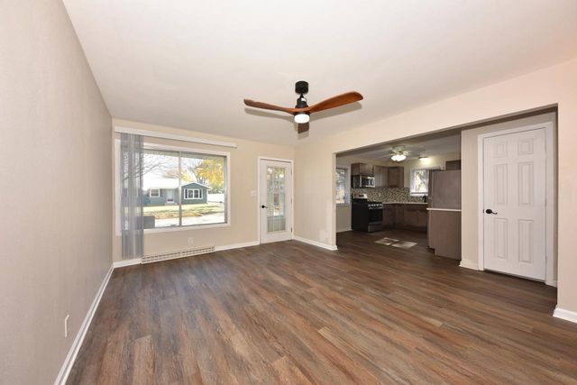 8271 N 106th STREET, Milwaukee, WI 53224