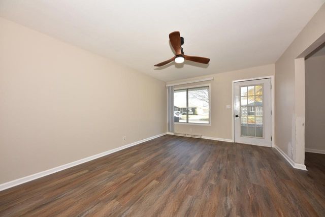 8271 N 106th STREET, Milwaukee, WI 53224