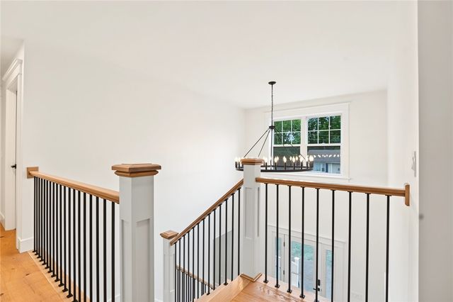 26 Carpenter Avenue, Barrington, RI 02806