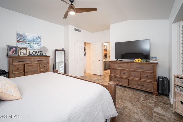 21606 N YELLOWSTONE Circle, Sun City West, AZ 85375