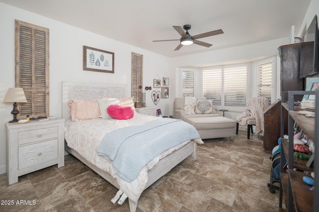 21606 N YELLOWSTONE Circle, Sun City West, AZ 85375