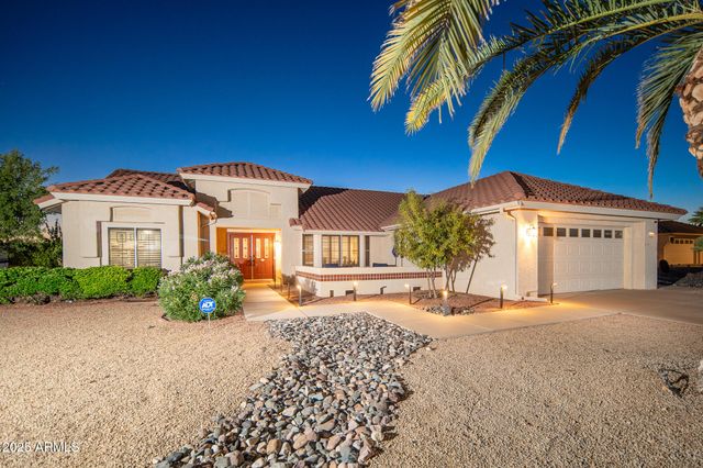 21606 N YELLOWSTONE Circle, Sun City West, AZ 85375