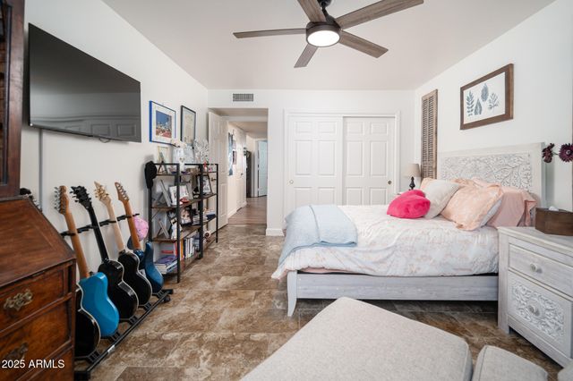 21606 N YELLOWSTONE Circle, Sun City West, AZ 85375