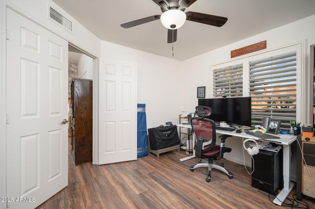 21606 N YELLOWSTONE Circle, Sun City West, AZ 85375