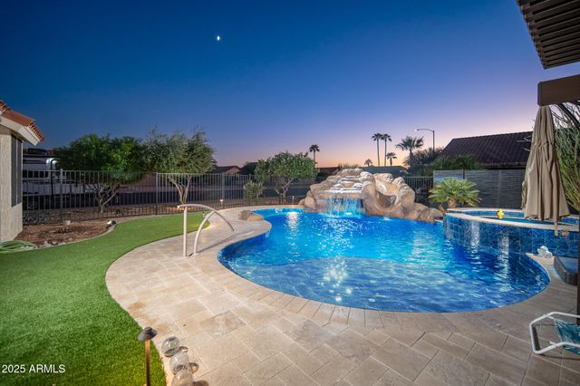 21606 N YELLOWSTONE Circle, Sun City West, AZ 85375