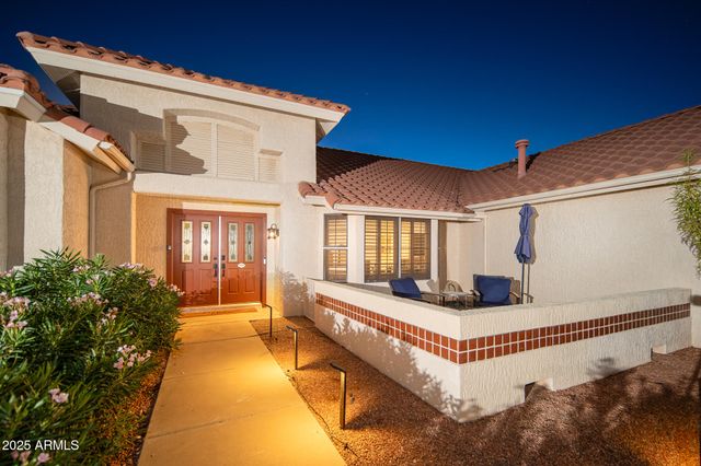 21606 N YELLOWSTONE Circle, Sun City West, AZ 85375
