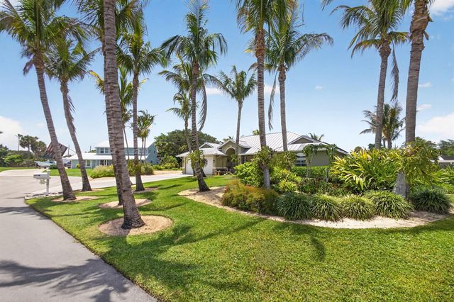 8081 SE Shiloh Terrace, Hobe Sound, FL 33455