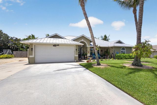 8081 SE Shiloh Terrace, Hobe Sound, FL 33455