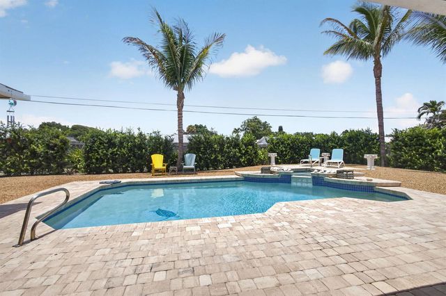 8081 SE Shiloh Terrace, Hobe Sound, FL 33455