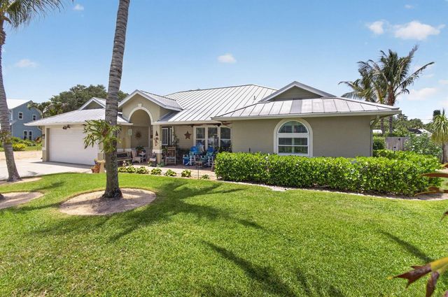 8081 SE Shiloh Terrace, Hobe Sound, FL 33455