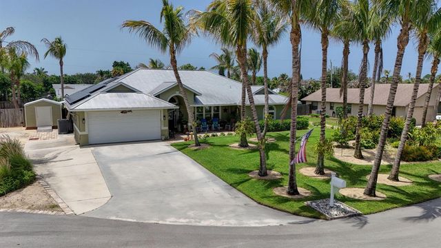 8081 SE Shiloh Terrace, Hobe Sound, FL 33455
