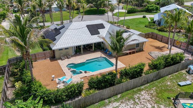 8081 SE Shiloh Terrace, Hobe Sound, FL 33455