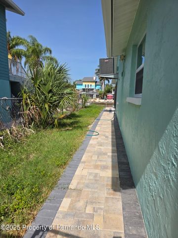 4482 Kingston Drive, Hernando Beach, FL 34607