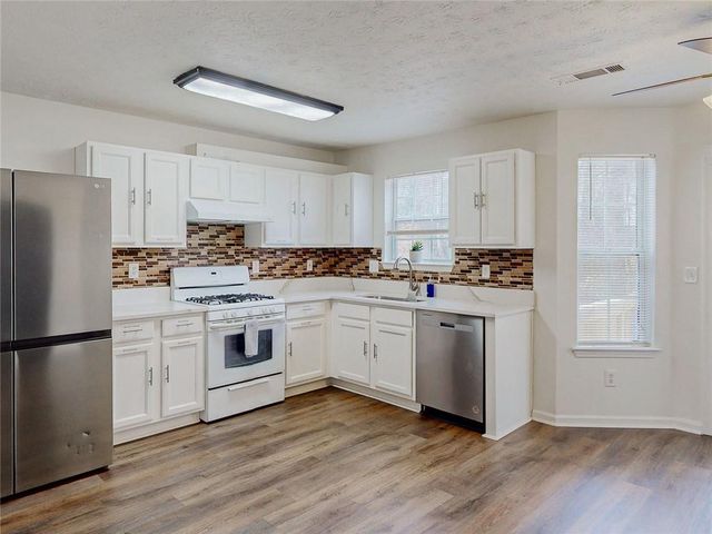 26 Springbottom Drive, Lawrenceville, GA 30046