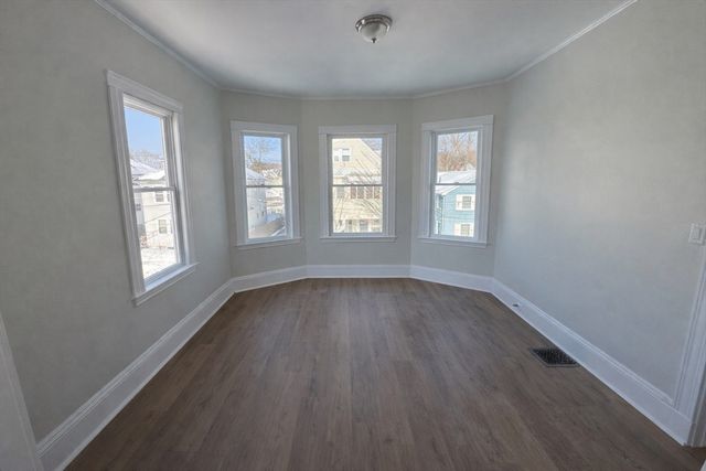 21 Davis Rd 2, Belmont, MA 02478