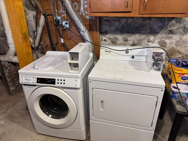 21 Davis Rd 2, Belmont, MA 02478