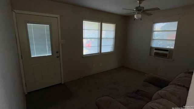 442 SW 41st, San Antonio, TX 78237