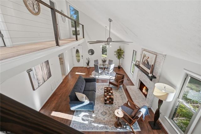 7740 Waters Edge LN, Gloucester Point, VA 23062