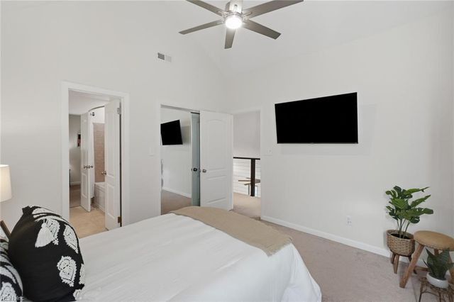7740 Waters Edge LN, Gloucester Point, VA 23062