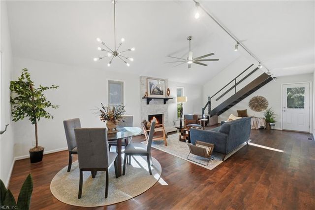 7740 Waters Edge LN, Gloucester Point, VA 23062