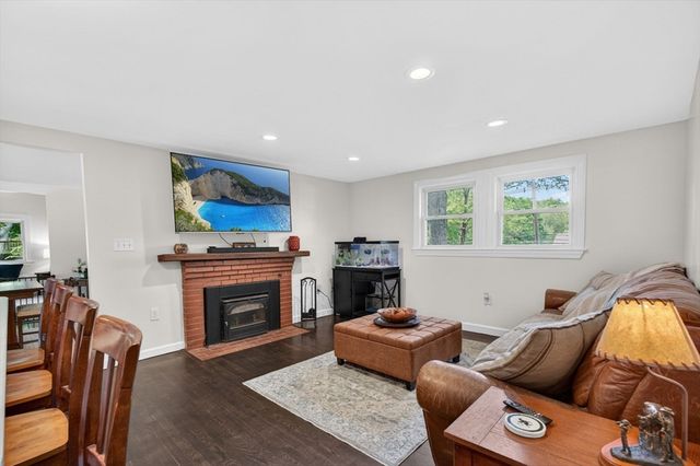 169 Woodland St, Natick, MA 01760
