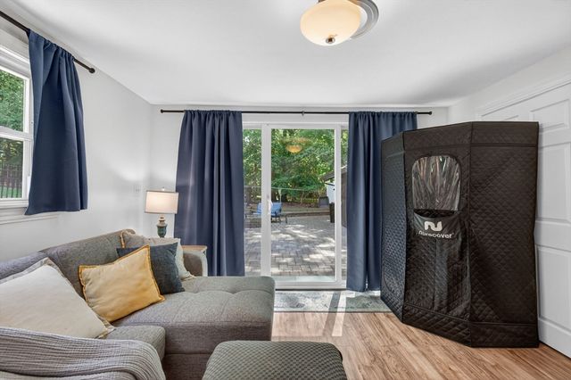 169 Woodland St, Natick, MA 01760
