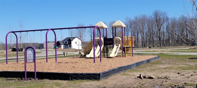 7904 Loralyn Court 32, Caledonia, MI 49316