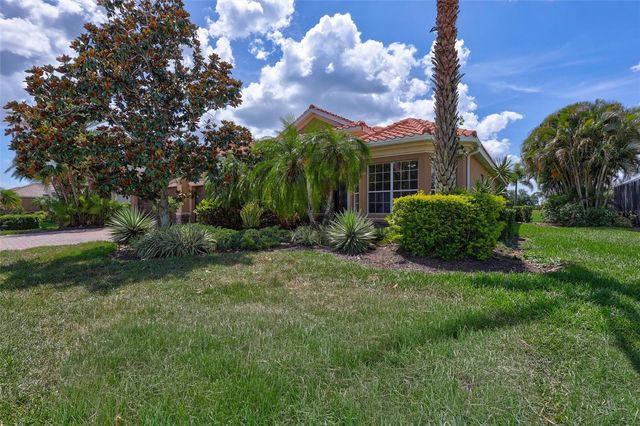 7511 HERITAGE GRAND PLACE, Bradenton, FL 34212