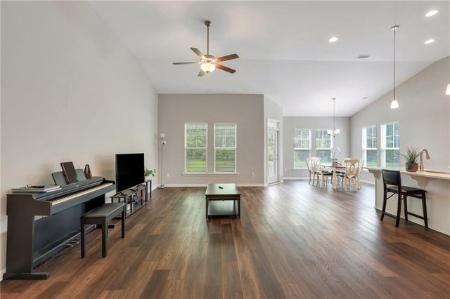 128 Clearwater Drive, Brunswick, GA 31523