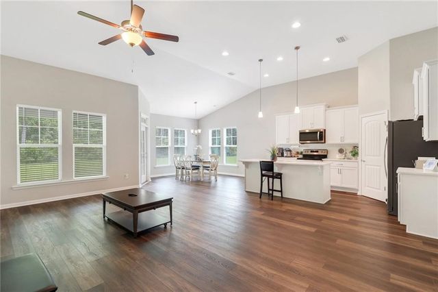 128 Clearwater Drive, Brunswick, GA 31523