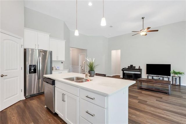 128 Clearwater Drive, Brunswick, GA 31523