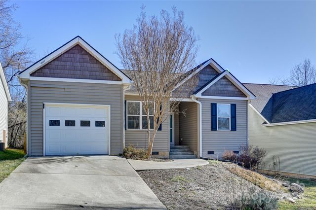 78 Woodcreek Circle, Swannanoa, NC 28778