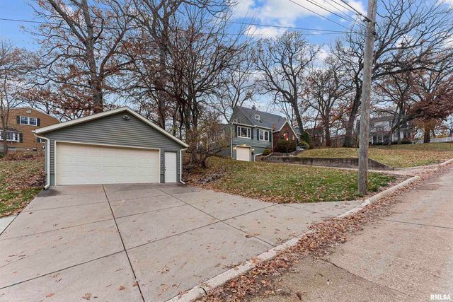 2019 11TH Street Place, East Moline, IL 61244