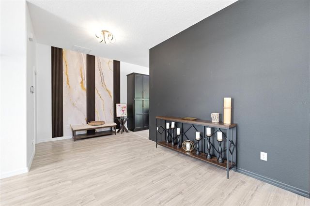 18043 PALMDALE ROAD, Weeki Wachee, FL 34614
