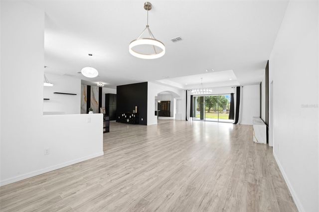 18043 PALMDALE ROAD, Weeki Wachee, FL 34614