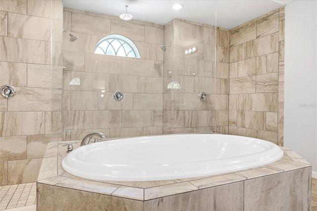 18043 PALMDALE ROAD, Weeki Wachee, FL 34614