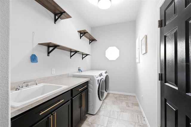 18043 PALMDALE ROAD, Weeki Wachee, FL 34614