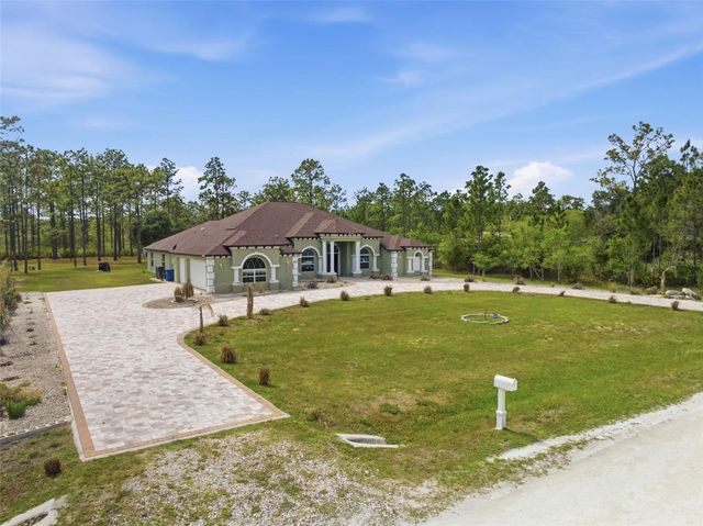 18043 PALMDALE ROAD, Weeki Wachee, FL 34614