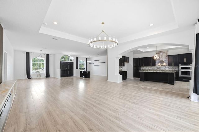 18043 PALMDALE ROAD, Weeki Wachee, FL 34614