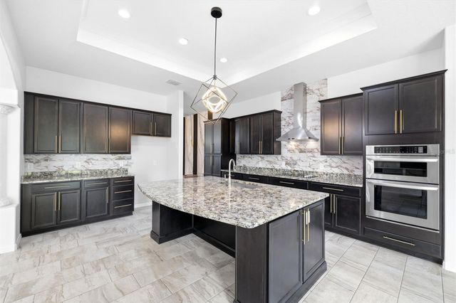 18043 PALMDALE ROAD, Weeki Wachee, FL 34614