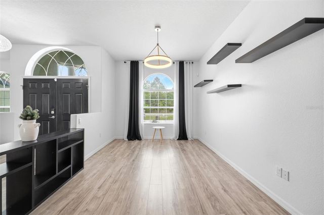 18043 PALMDALE ROAD, Weeki Wachee, FL 34614