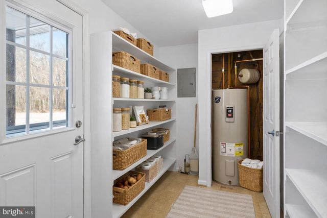 17717 PEPMEIER HILL RD, Woodford, VA 22580