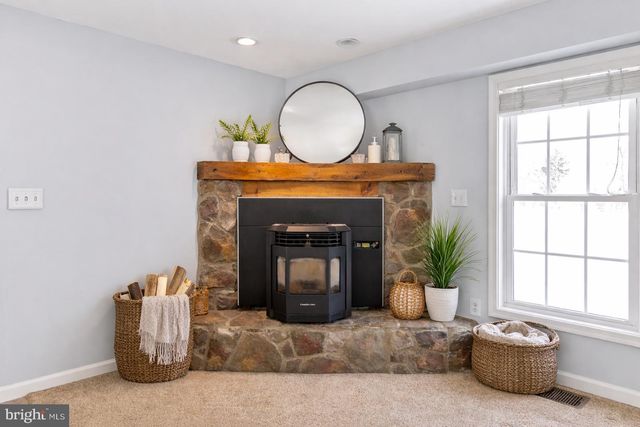 17717 PEPMEIER HILL RD, Woodford, VA 22580