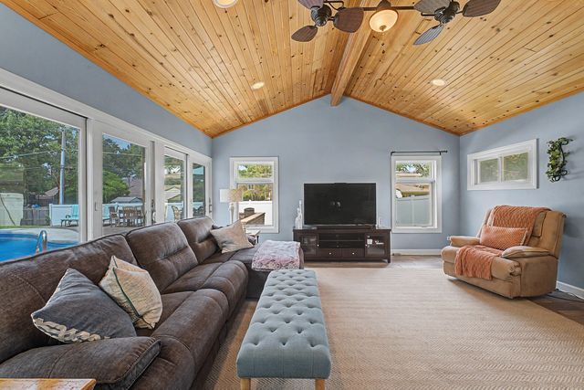 8616 W 144th. Street W, Orland Park, IL 60462