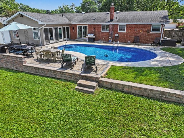 8616 W 144th. Street W, Orland Park, IL 60462