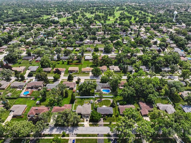 8616 W 144th. Street W, Orland Park, IL 60462
