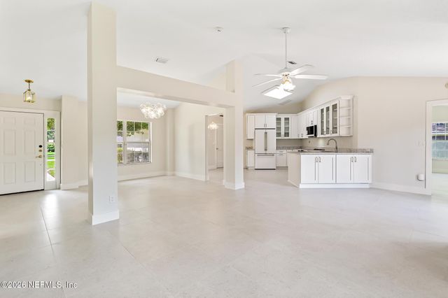 832 WHITE EAGLE Circle, St. Augustine, FL 32086